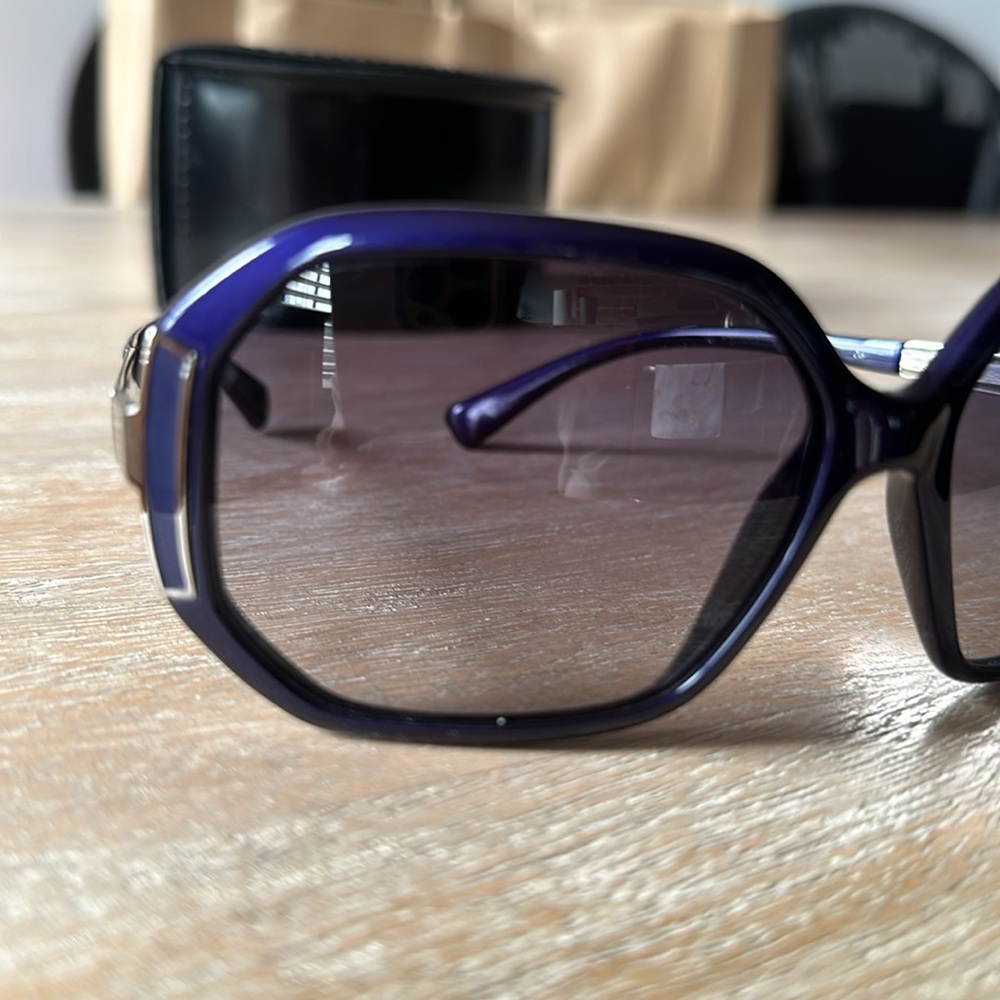 Marc By Marc Jacobs Purple Angular Sunglasses & C… - image 5